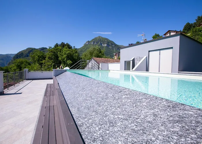 Casa Laura 3 *
